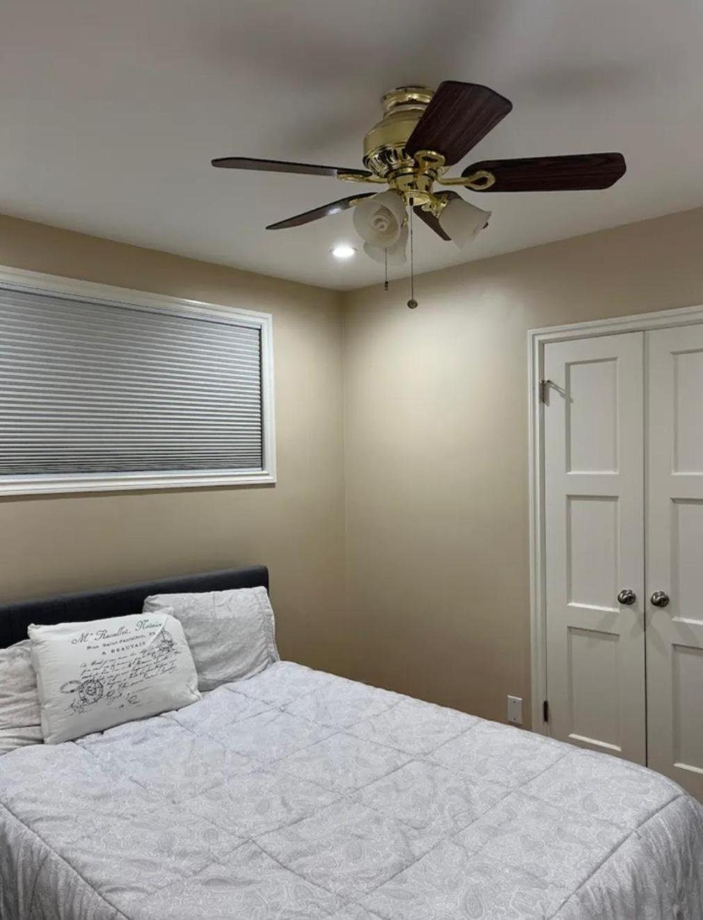 Room Walkable To Ucla Лос-Анджелес Экстерьер фото